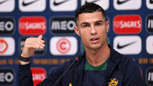 Tin nóng bóng đá tối 23/11: Ronaldo là cầu thủ đặc biệt nhất World Cup