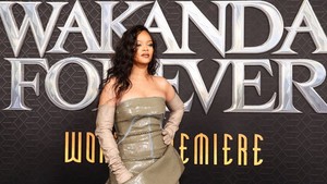 Rihanna lọt Top Billboard đầu tiên sau 5 năm với OST 'Black Panther'
