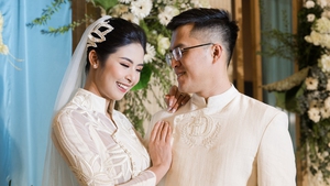 Đám cưới hoa hậu Ngọc Hân: Không gian đậm văn hóa Bắc Bộ, cô dâu xinh đẹp rạng ngời 