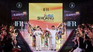 International Fashion Runway - vẻ đẹp thời trang đa ngôn ngữ