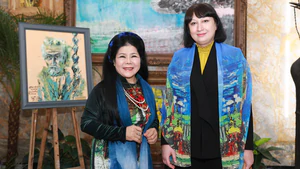 Họa sĩ Văn Dương Thành chào đón Giáng sinh và năm mới với triển lãm cá nhân thứ 100