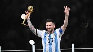 Tin nóng bóng đá tối 19/12: Messi tiết lộ tương lai sau World Cup