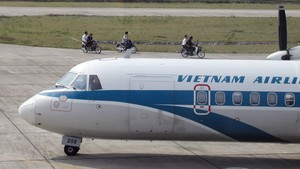 Cuộc đời sau ống kính: Sân bay Việt Nam 20 năm trước