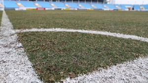 Cận cảnh mặt cỏ sân Mỹ Đình trước trận chung kết lượt đi AFF Cup 2022