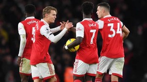 Những nhân tố nào ảnh hưởng tới tham vọng vô địch Ngoại hạng Anh của Arsenal?
