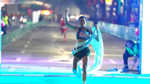 Gần 5.000 VĐV tham dự giải bán marathon quốc tế Việt Nam 2023
