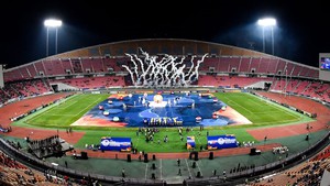 Lo ngại chất lượng sân cỏ, Thái Lan đổi sân để đấu Malaysia