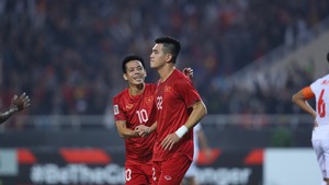 Trực tiếp bóng đá Việt Nam vs Indonesia: Văn Thanh bất ngờ đá chính