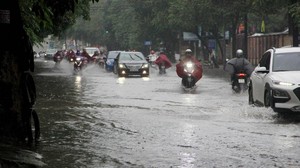 Thời tiết 13/10: Các tỉnh từ Thanh Hóa đến Thừa Thiên - Huế có mưa vừa, mưa to đến rất to
