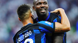 Inter và Napoli đại thắng sân khách dưới đẳng cấp của các ngôi sao
