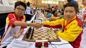 Kỳ thủ trẻ Việt Nam xuất sắc vô địch giải cờ vua thế giới 2023