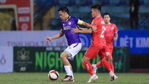 TRỰC TIẾP bóng đá Hà Nội vs Hải Phòng (2-1), vòng 2 V-League: Sự cố sân mất điện