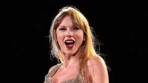 Taylor Swift - Nữ ca sĩ trở thành tỷ phú