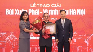 Giải thưởng Bùi Xuân Phái - Vì tình yêu Hà Nội lần 16-2023: Đạo diễn Đặng Nhật Minh được vinh danh Giải thưởng Lớn 