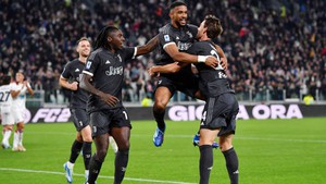 Các trung vệ thay nhau ghi bàn, Juventus tạm chiếm ngôi đầu Serie A
