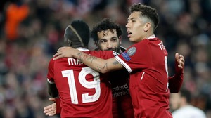 Tự truyện của Roberto Firmino tiết lộ sự thật về mối quan hệ Salah-Mane ở Liverpool