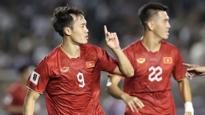 Điểm nhấn Việt Nam 2-0 Philippines: Văn Toàn ghi bàn giải tỏa áp lực, HLV Troussier khởi đầu tạm ổn
