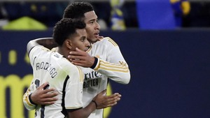VIDEO Real Madrid 4-2 Napoli: Clip highlights bàn thắng, kết quả bóng đá cúp C1