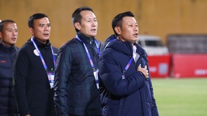 Thể Công Viettel thay HLV Thạch Bảo Khanh bằng cựu trợ lý đội tuyển Mỹ