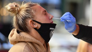 Số ca mắc cúm và Covid-19 gia tăng tại Mỹ