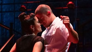 Bắc Mỹ đắm chìm trong điệu nhảy 'Magic Mike's Last Dance'