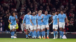 Cuộc đua vô địch Ngoại hạng Anh: Man City ‘kìm chân’ Arsenal, MU hưởng lợi