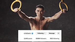 Cho Messi 'hít khói', Ronaldo lập kỷ lục với 550 triệu lượt followers trên Instagram, nhưng vẫn chỉ đứng thứ 2?
