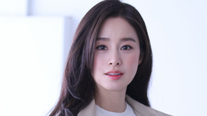 Loạt sao Hàn vướng bê bối trốn thuế: Kim Tae Hee, Song Hye Kyo từng gây rúng động 