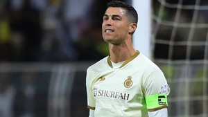 Ronaldo lên mạng xã hội ăn mừng sau bàn thắng đầu tiên tại Al Nassr