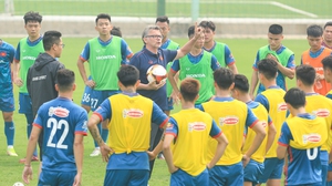HLV Troussier sắp chia tay đội tuyển Việt Nam