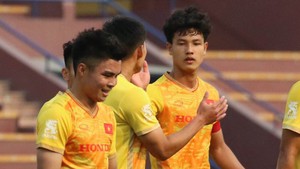 U23 Việt Nam thắng trận đầu tiên dưới thời HLV Philippe Troussier