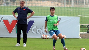 HLV Troussier bất ngờ lo ngại cho U23 Việt Nam