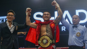 “Nam Vương” Trương Đình Hoàng thi đấu xuất sắc, bảo vệ thành công đai WBA châu Á