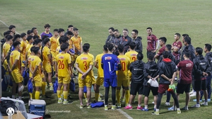 HLV Troussier rút gọn danh sách, 13 cầu thủ phải rời đội U23 Việt Nam
