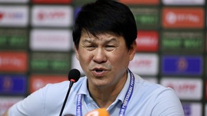 Cảnh cáo và phạt 10 triệu HLV Vũ Tiến Thành vì liên tục phát ngôn ‘sốc’, chê V-League