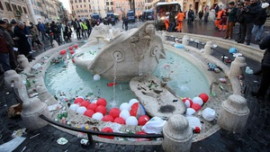 Italy lên kế hoạch phạt 5 con số đối với hành vi phá hoại di tích và nghệ thuật