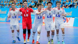 Hồ Văn Ý hóa 'người nhện', Thái Sơn Nam mong manh ngôi đầu giải futsal quốc gia