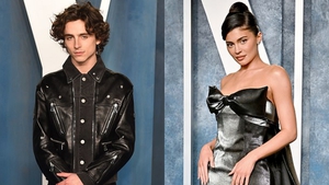 Kylie Jenner lái xe tới nhà riêng của Timothee Chalamet, xác nhận tin đồn hẹn hò?