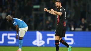 Đàn em của Ronaldo độc diễn, Milan chấm dứt giấc mơ C1 của Napoli trong trận cầu có 2 quả 11m hỏng