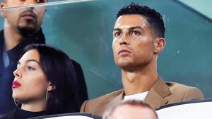 Rộ tin Ronaldo đang bất mãn với bạn gái Georgina: Cô ấy suốt ngày chỉ biết mua sắm và tiêu tiền