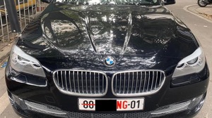 Rao bán BMW 5-Series số sàn hàng độc giá 700 triệu, chủ xe khẳng định: 'Lái sướng hơn số tự động'