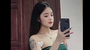 Hot girl U19 nữ Việt Nam khoe thân hình gợi cảm