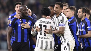 Lukaku sắm vai người hùng và tội đồ trong 1 phút, trận Juventus vs Inter kết thúc với 3 thẻ đỏ 
