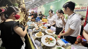 Hơn 30.000 lượt khách đến Lễ hội Văn hóa - Ẩm thực Việt Nam 2023