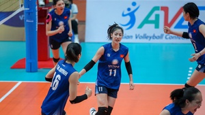 ĐT bóng chuyền nữ Việt Nam ngược dòng ngoạn mục, đánh bại CLB Trung Quốc, vào chung kết gặp Thái Lan
