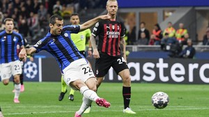 Công cùn, thủ kém, AC Milan thua chóng vánh Inter Milan, gặp bất lợi cực lớn trước trận lượt về