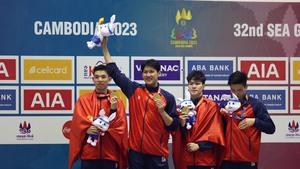 Tin nóng bóng đá sáng 11/5: Việt Nam dẫn đầu bảng tổng sắp SEA Games 32, vụ MU đổi chủ có kết quả