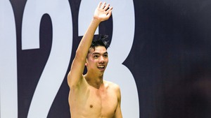 Sau Nguyễn Thị Oanh, VĐV bơi lội Huy Hoàng cũng phải thi liên tiếp 2 nội dung SEA Games trong vòng 10 phút