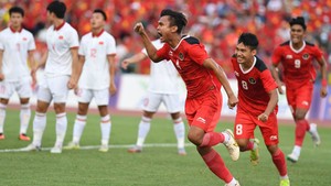 U22 Việt Nam nhận bàn thua choáng váng khi U22 Indonesia ném biên như 'hack'