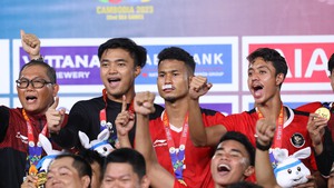 Fan Indonesia đồng loạt cảm ơn Việt Nam vì hành động đầy fair-play tại chung kết SEA Games 32